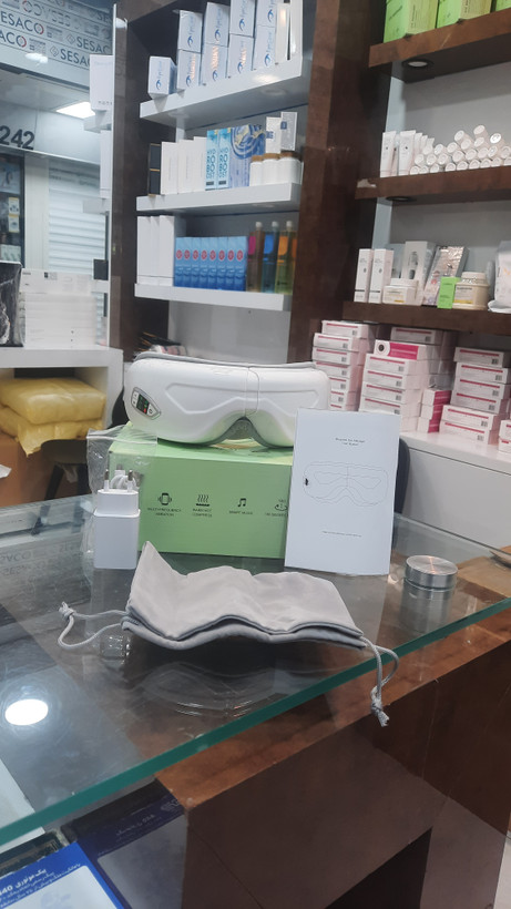 عینک ماساژور چشم